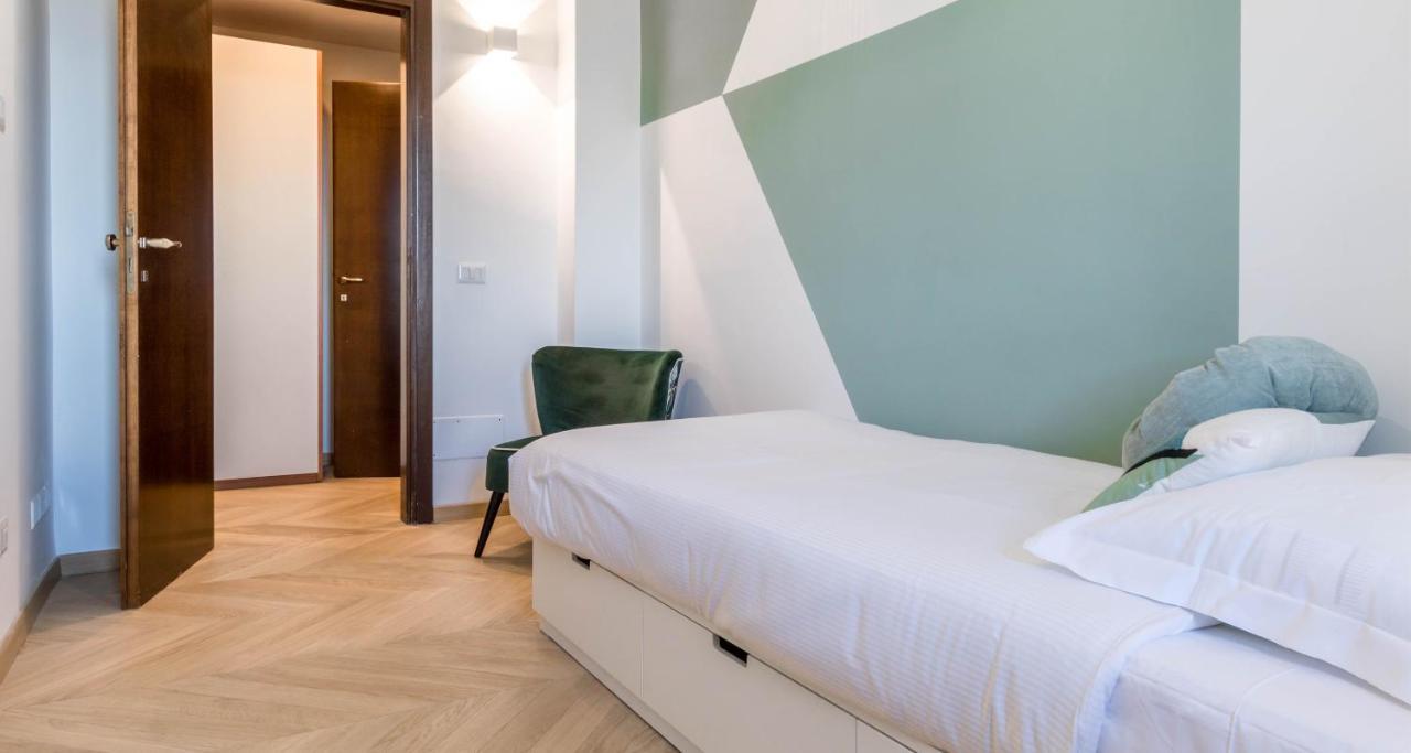 Joivy Superb Apt Close To Fiera Milano And City Life Exterior photo